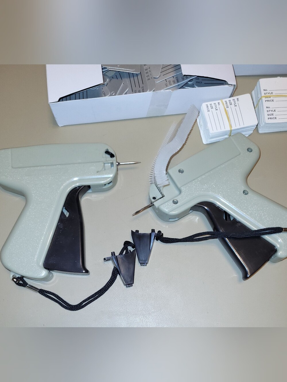 3 Arrow Pricing Guns White & Silver Price/Tag & Plastic Ties. - Picture 2 of 7